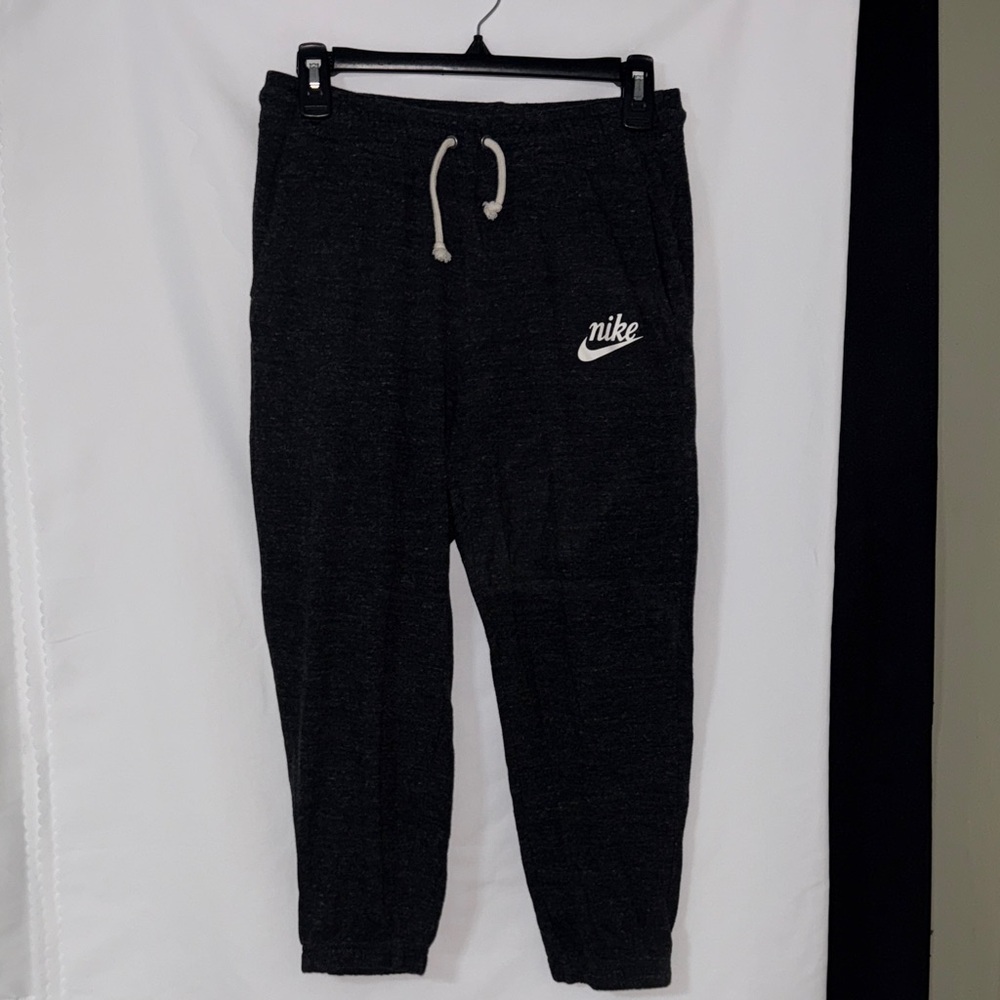 Nike Women’s Charcoal Gray Joggers